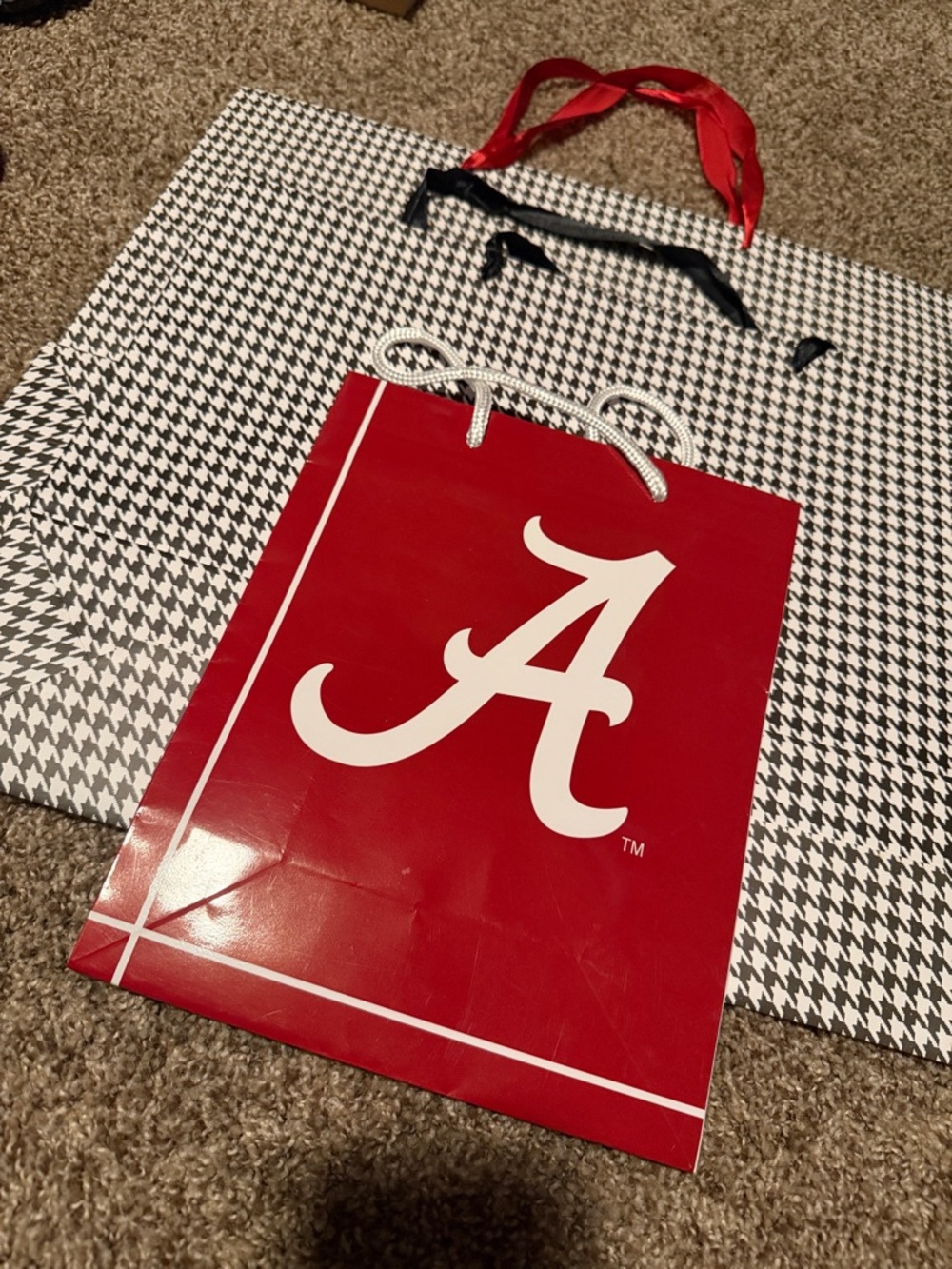 Alabama Crimson Tide Red Logo & traditional houndstooth gift bags (3)